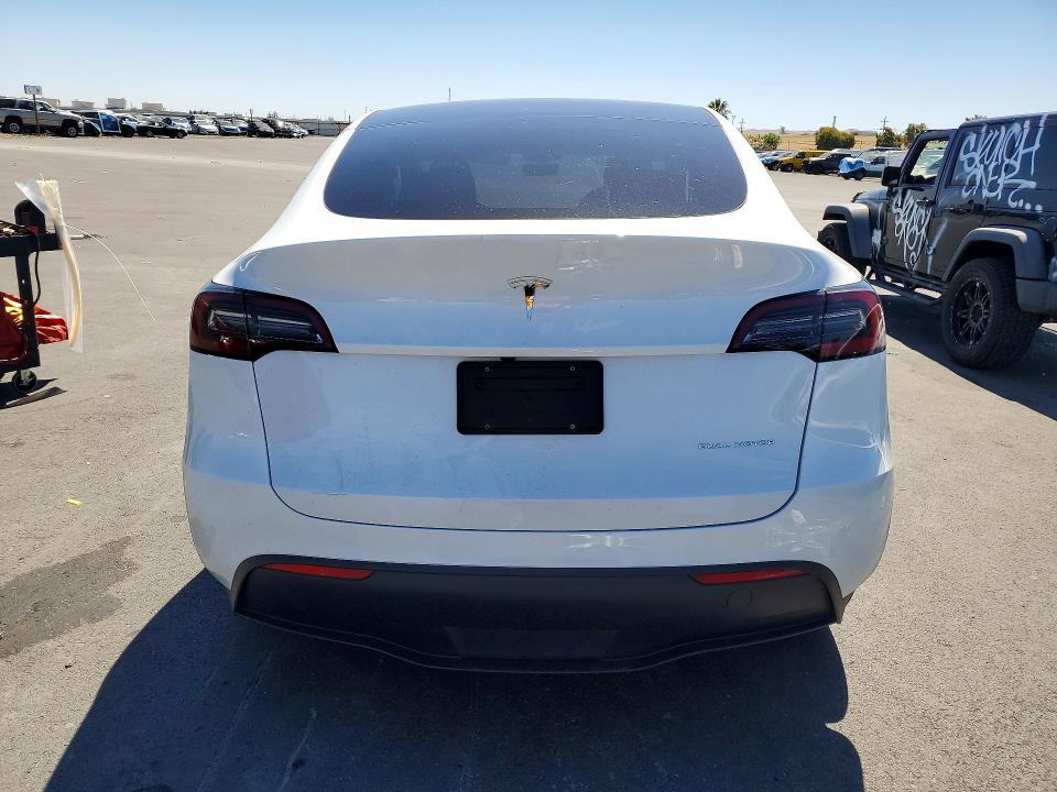2023 Tesla Model Y მანქანა იყიდება აუქციონზე, vin: 7SAYGDEE7PF872300, აუქციონის ნომერი: 56978196
