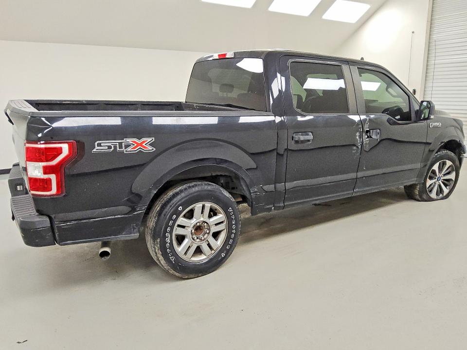 57004256 :رقم المزاد ، 1FTEW1C54LKE35002 vin ، 2020 Ford F150 مزاد بيع