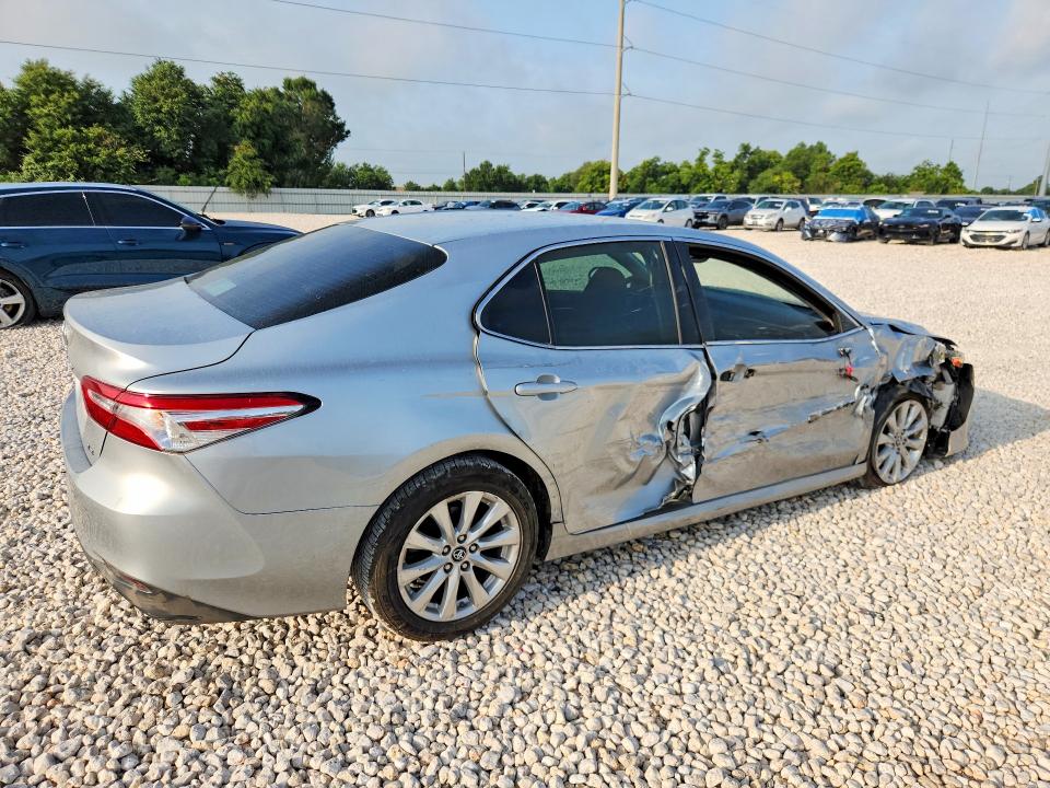 Продаж на аукціоні авто 2018 Toyota Camry, vin: 4T1B11HK7JU500941, номер лоту: 58378016