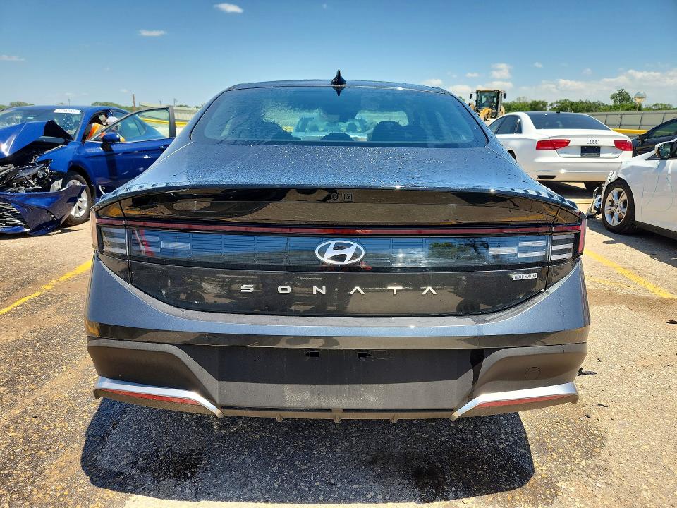 2026 Hyundai Sonata Hybrid მანქანა იყიდება აუქციონზე, vin: KMHL24JJ9TA164704, აუქციონის ნომერი: 57920406