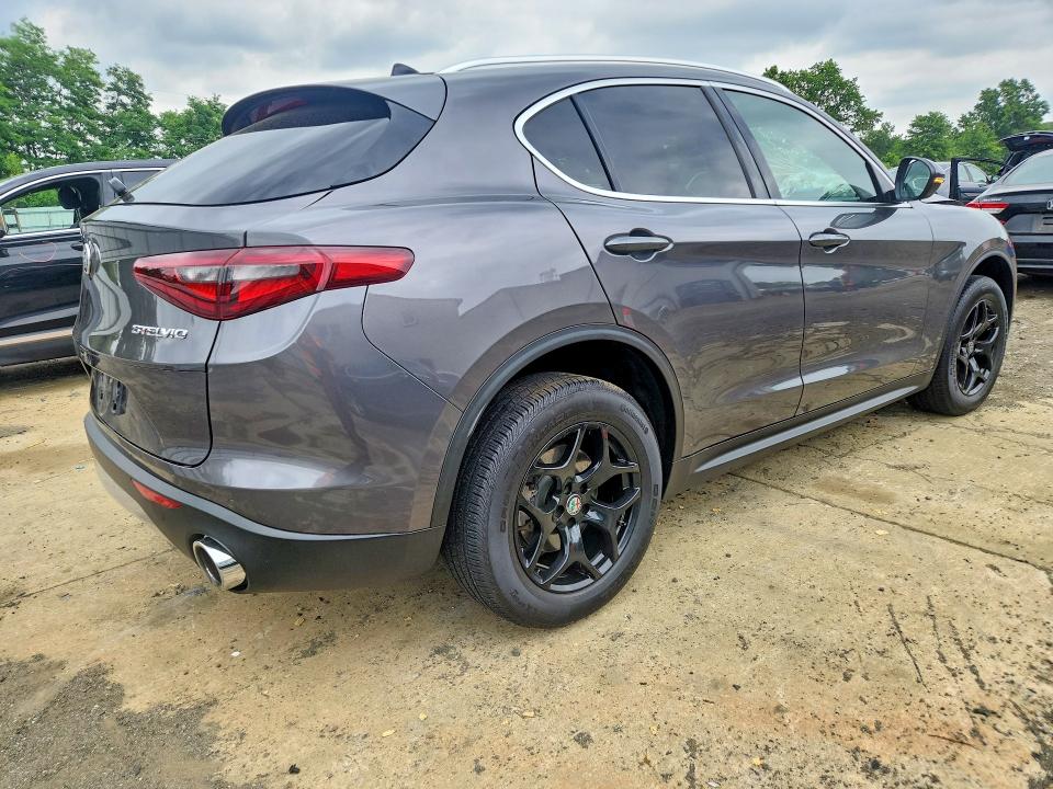 Продаж на аукціоні авто 2020 Alfa Romeo Stelvio, vin: ZASPAKANXL7C82927, номер лоту: 56592566