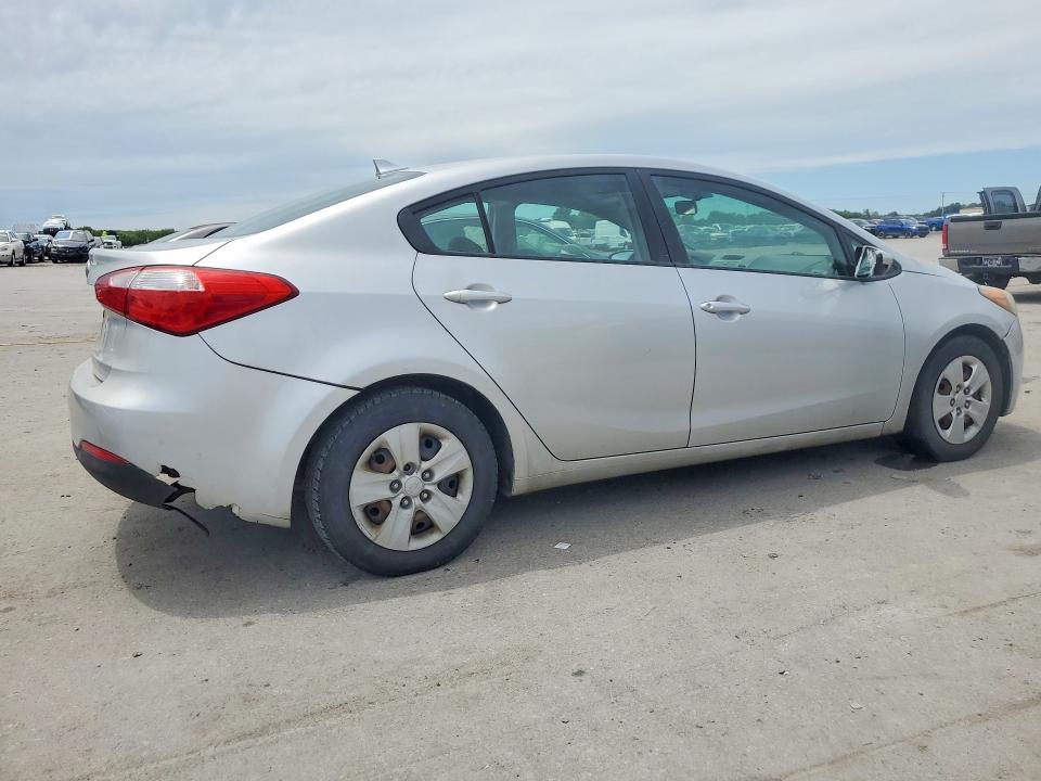 57428876 :رقم المزاد ، KNAFK4A69F5436255 vin ، 2015 Kia Forte مزاد بيع