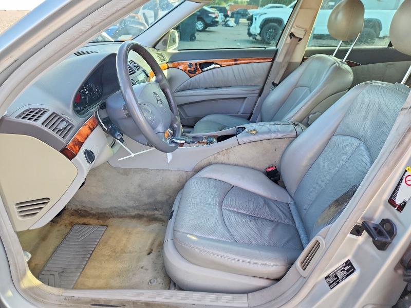 57552356 :رقم المزاد ، WDBUF70J14A394138 vin ، 2004 Mercedes-benz E مزاد بيع