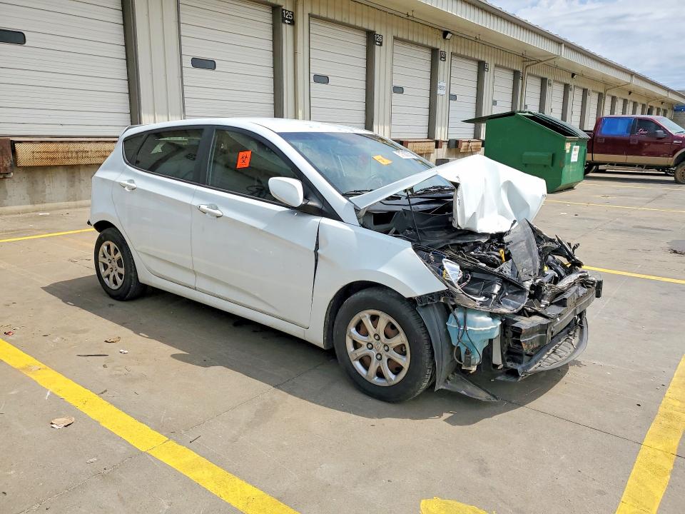 2014 Hyundai Accent მანქანა იყიდება აუქციონზე, vin: KMHCT5AE9EU194891, აუქციონის ნომერი: 57582056