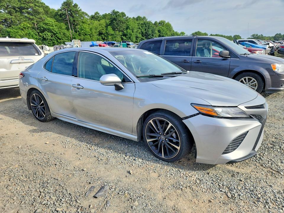 Aukcja sprzedaży 2018 Toyota Camry, vin: 4T1B61HK2JU106863, numer aukcji: 57926476