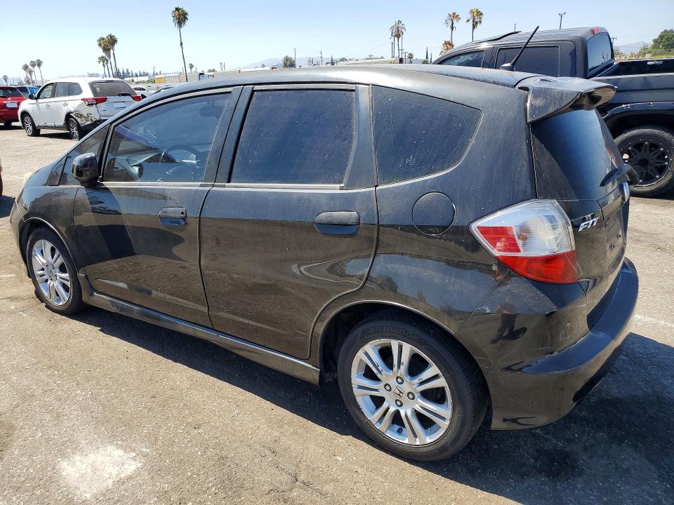 57934746 :رقم المزاد ، JHMGE8H53BC004574 vin ، 2011 Honda Fit مزاد بيع