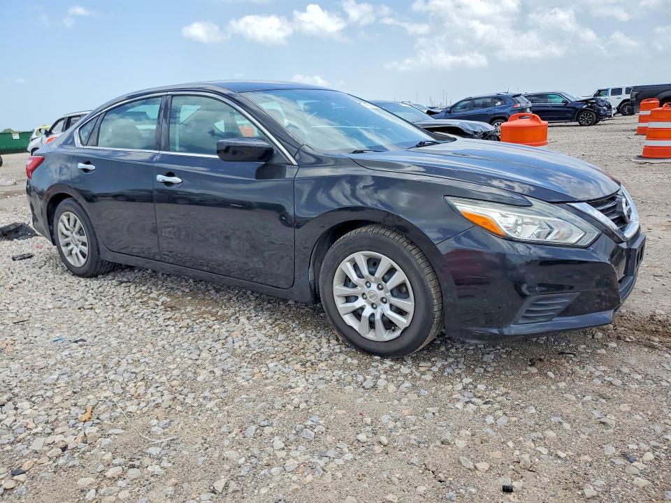 Продажа на аукционе авто 2017 Nissan Altima, vin: 1N4AL3AP4HC297573, номер лота: 58138686