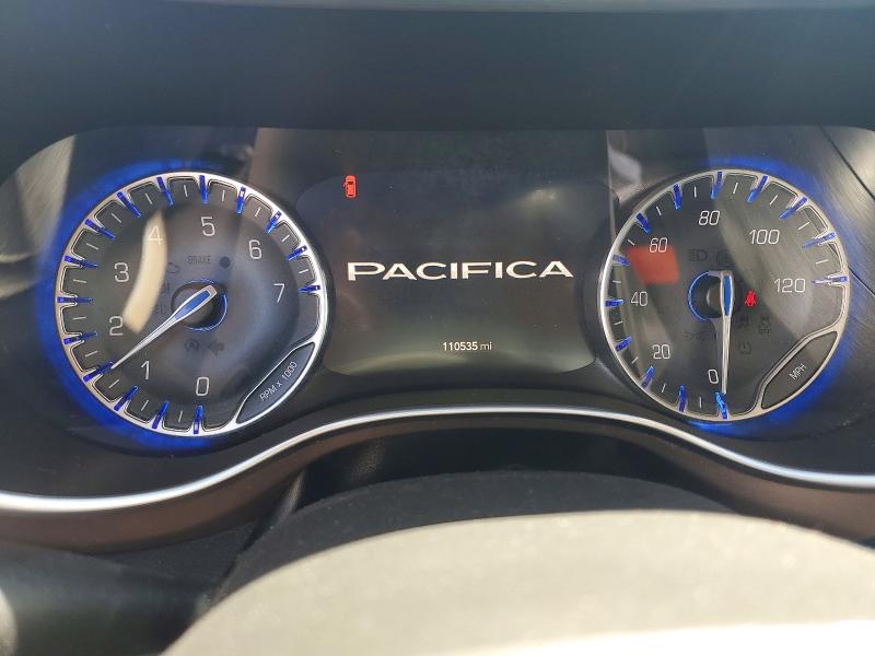 57656856 :رقم المزاد ، 2C4RC1EG9JR228497 vin ، 2018 Chrysler Pacifica مزاد بيع