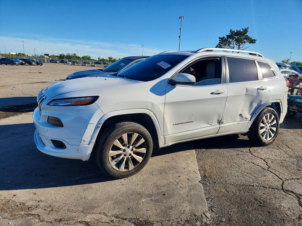 57022826 :رقم المزاد ، 1C4PJMJX0JD575272 vin ، 2018 Jeep Cherokee مزاد بيع