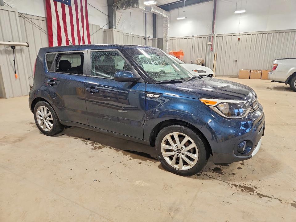 Продажа на аукционе авто 2017 Kia Soul, vin: KNDJP3A56H7417170, номер лота: 57211766