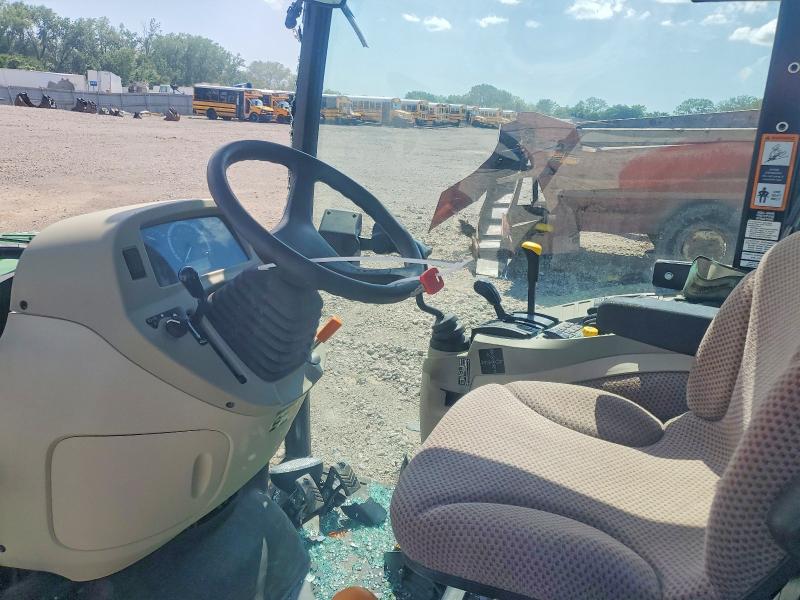 Продаж на аукціоні авто 2016 John Deere 3033r, vin: LV3033RAFH240022, номер лоту: 55893336