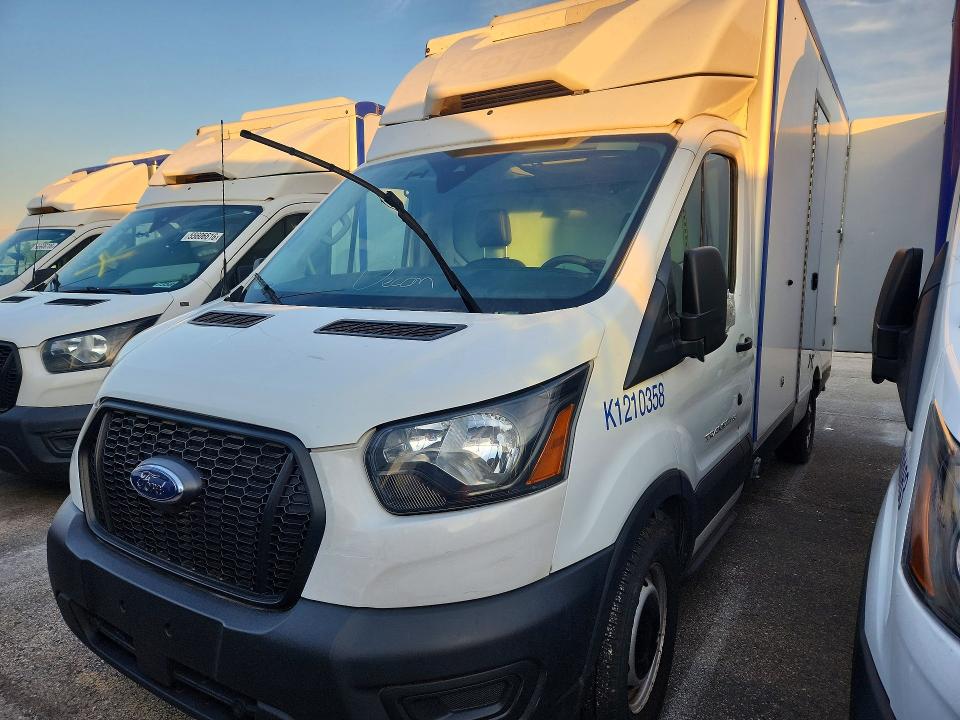 55605946 :رقم المزاد ، 1FDBW5Z82NKA32369 vin ، 2022 Ford Transit مزاد بيع