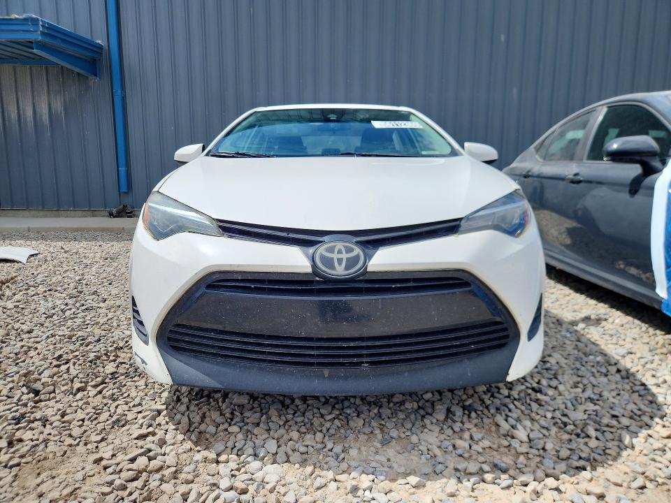 56112366 :رقم المزاد ، 2T1BURHE1KC223934 vin ، 2019 Toyota Corolla مزاد بيع