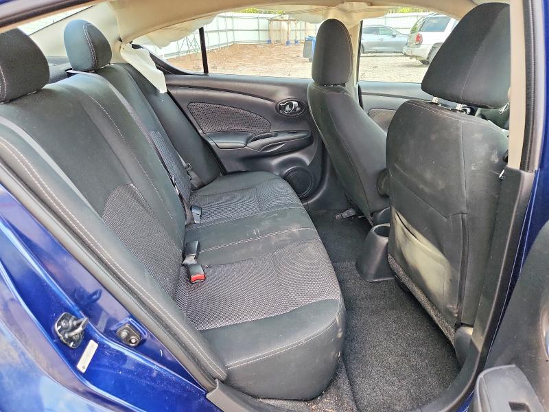 58818526 :رقم المزاد ، 3N1CN7AP1KL841398 vin ، 2019 Nissan Versa مزاد بيع