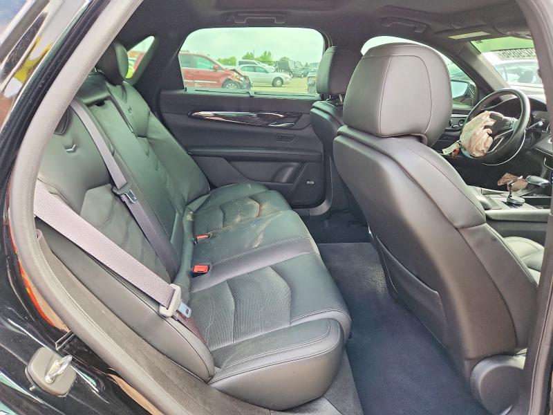 58929896 :رقم المزاد ، 1G6KD5RS8JU100858 vin ، 2018 Cadillac Ct6 مزاد بيع