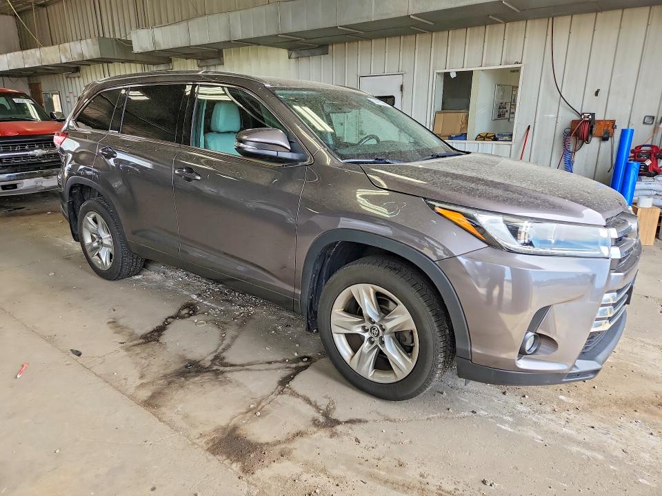 Продаж на аукціоні авто 2017 Toyota Highlander, vin: 5TDDZRFH6HS394220, номер лоту: 55475336