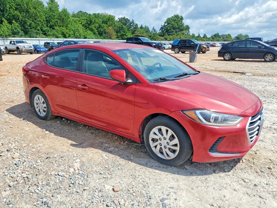 58112416 :رقم المزاد ، 5NPD74LF6HH111655 vin ، 2017 Hyundai Elantra مزاد بيع