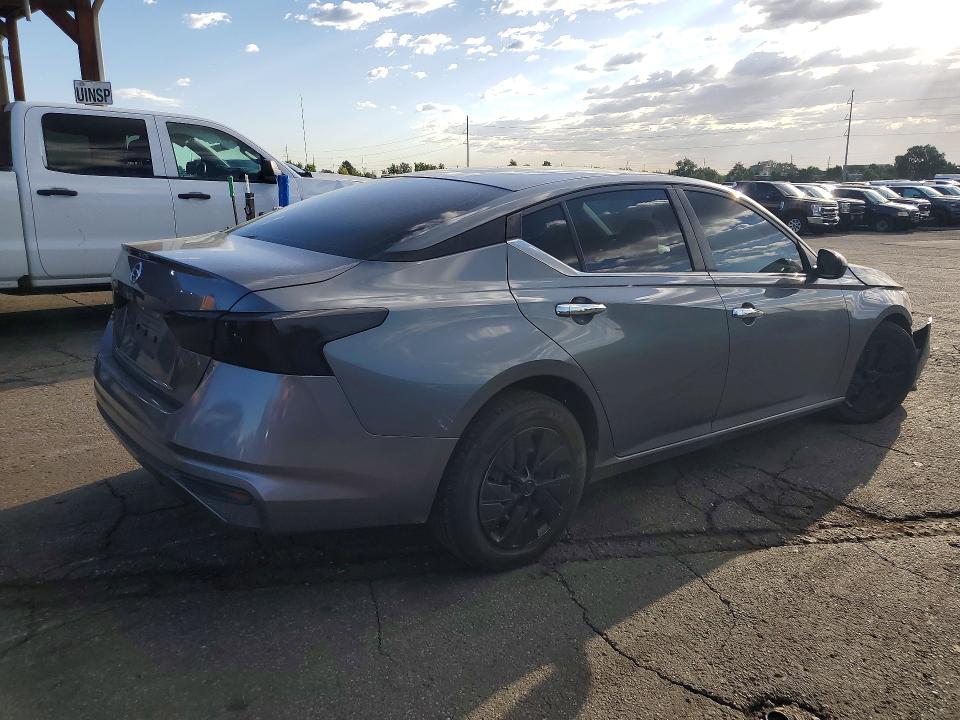 56995856 :رقم المزاد ، 1N4BL4BV1NN316393 vin ، 2022 Nissan Altima مزاد بيع