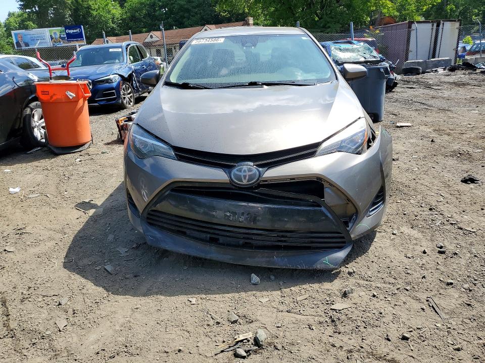 56734586 :رقم المزاد ، 2T1BURHE8HC779991 vin ، 2017 Toyota Corolla مزاد بيع