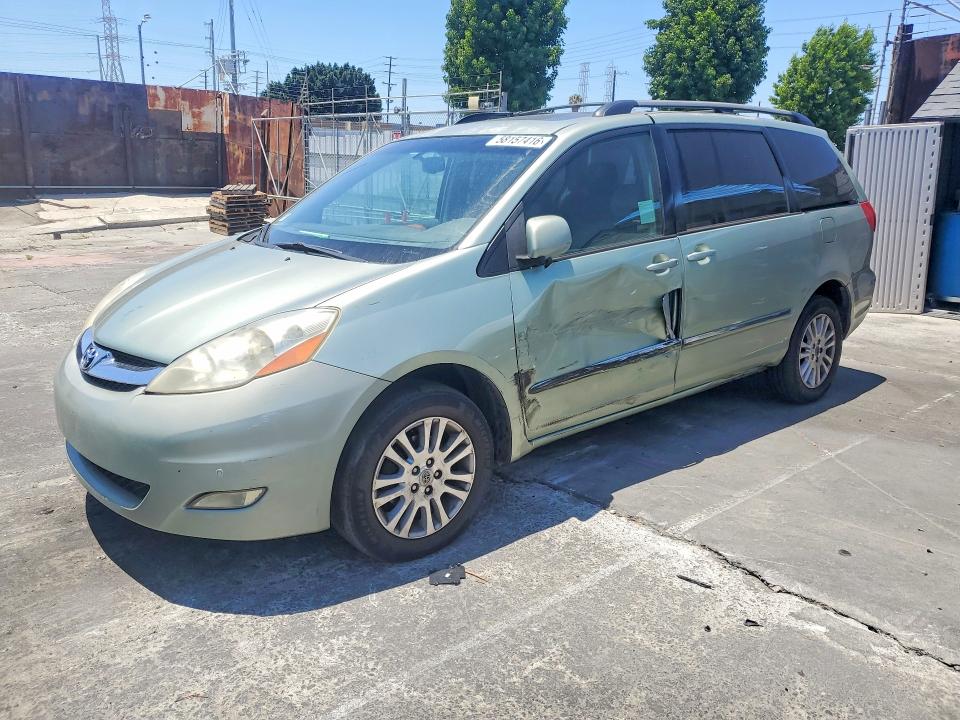 2008 Toyota Sienna მანქანა იყიდება აუქციონზე, vin: 5TDBK22C38S015770, აუქციონის ნომერი: 58157416