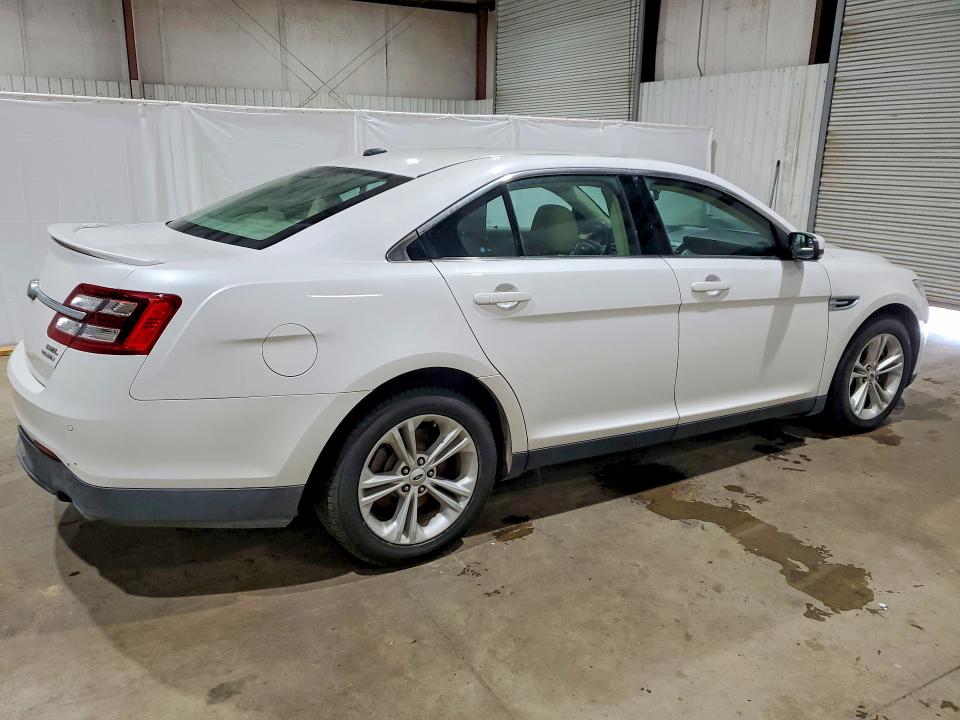 2015 Ford Taurus მანქანა იყიდება აუქციონზე, vin: 1FAHP2E89FG100533, აუქციონის ნომერი: 58978346