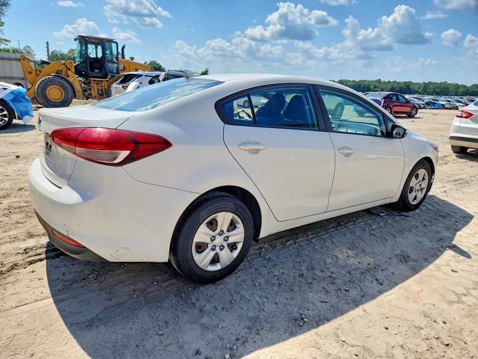 Aukcja sprzedaży 2018 Kia Forte, vin: 3KPFK4A7XJE233299, numer aukcji: 59011736