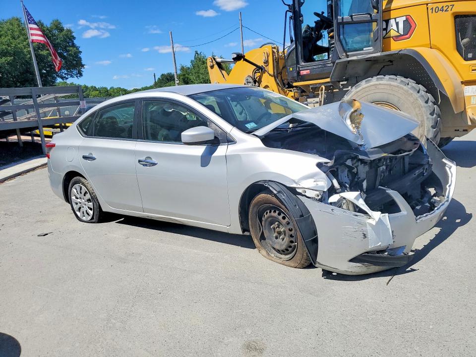 2015 Nissan Sentra მანქანა იყიდება აუქციონზე, vin: 3N1AB7AP6FL663848, აუქციონის ნომერი: 57670136