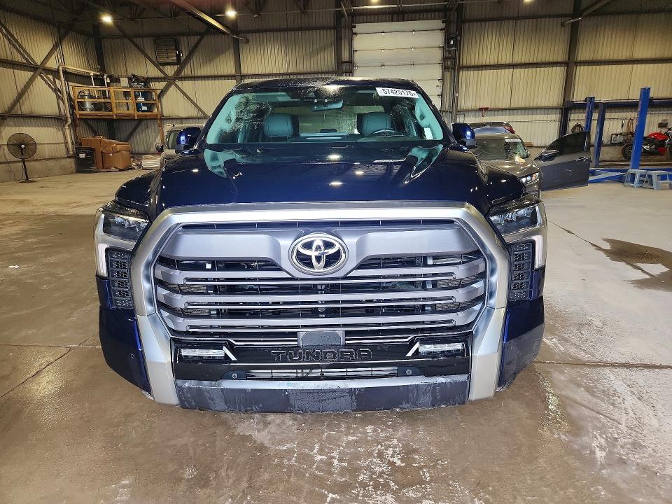 Продаж на аукціоні авто 2022 Toyota Tundra, vin: 5TFJA5DB6NX008595, номер лоту: 57425176