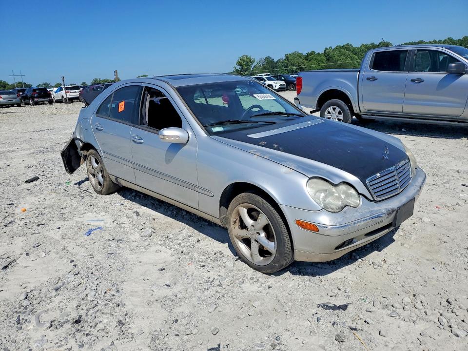 55306456 :رقم المزاد ، WDBRF64J91F051571 vin ، 2001 Mercedes-benz C مزاد بيع