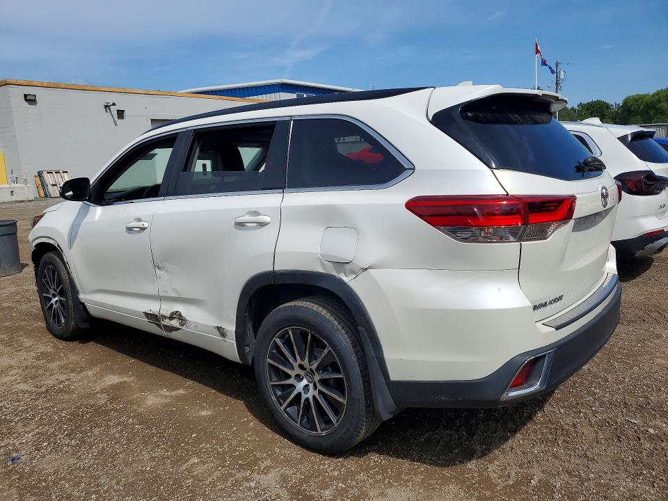 Продажа на аукционе авто 2017 Toyota Highlander, vin: 5TDJZRFHXHS443857, номер лота: 55070036