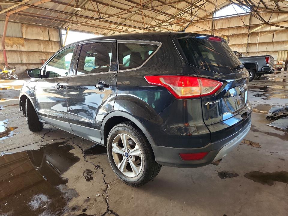 56258826 :رقم المزاد ، 1FMCU0G79FUB73050 vin ، 2015 Ford Escape مزاد بيع