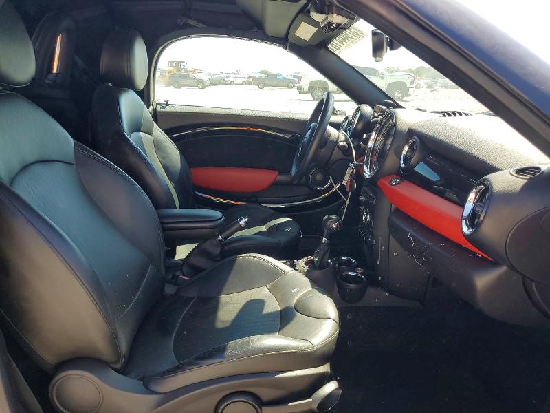 2015 Mini Cooper Roadster მანქანა იყიდება აუქციონზე, vin: WMWSY1C53FT626015, აუქციონის ნომერი: 57944416