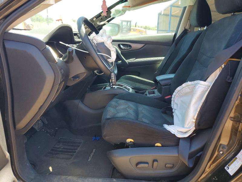2015 Nissan Rogue მანქანა იყიდება აუქციონზე, vin: 5N1AT2MV2FC852558, აუქციონის ნომერი: 57603756
