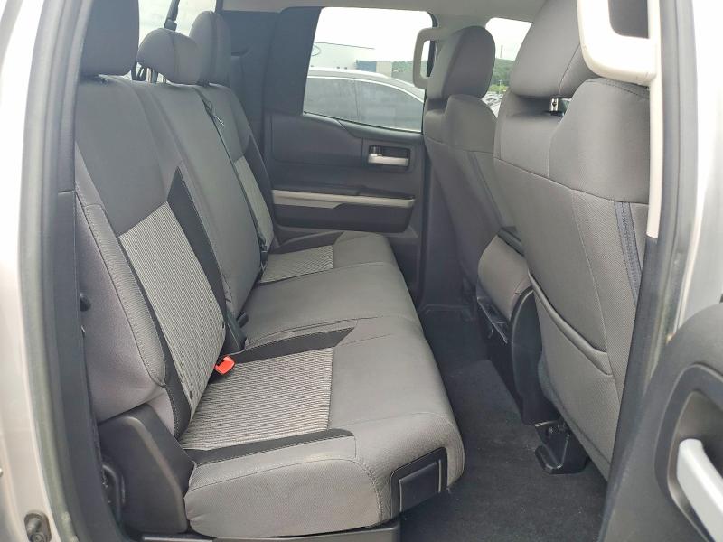 55957716 :رقم المزاد ، 5TFRM5F18HX114565 vin ، 2017 Toyota Tundra مزاد بيع