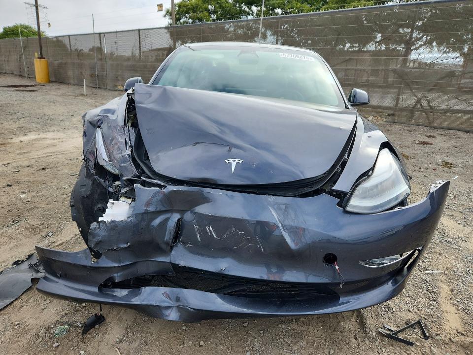 Продажа на аукционе авто 2023 Tesla Model 3, vin: 5YJ3E1EC2PF628144, номер лота: 57706876