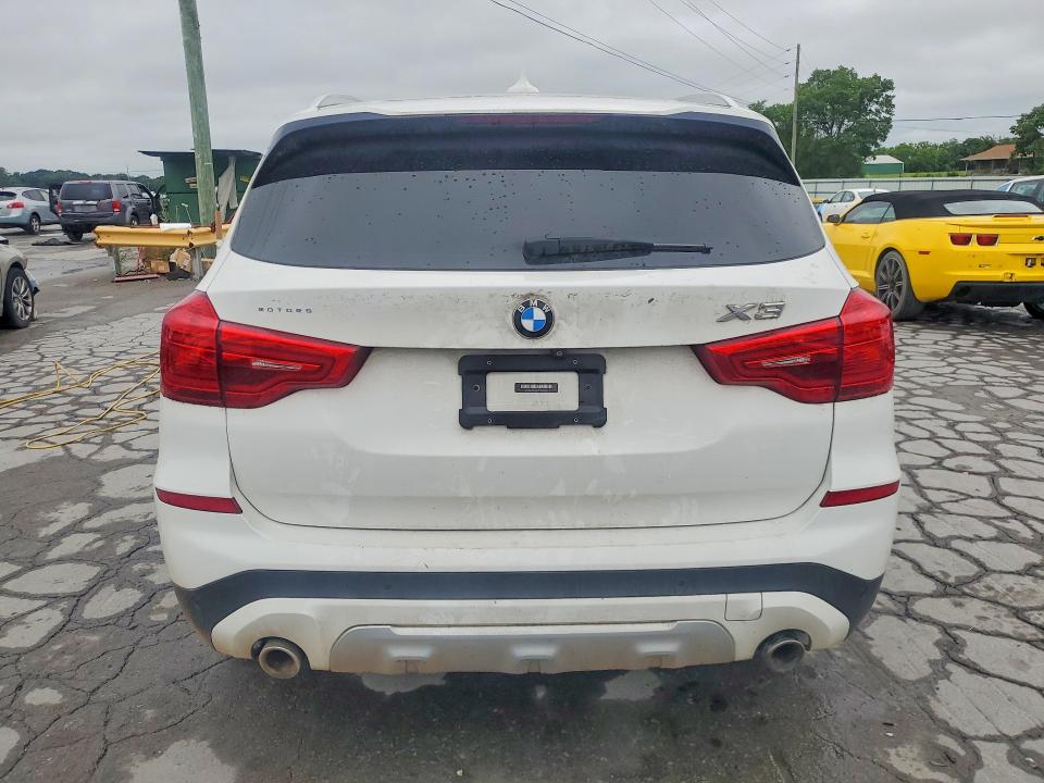 56461136 :رقم المزاد ، 5UXTR9C50JLD62250 vin ، 2018 Bmw X3 مزاد بيع