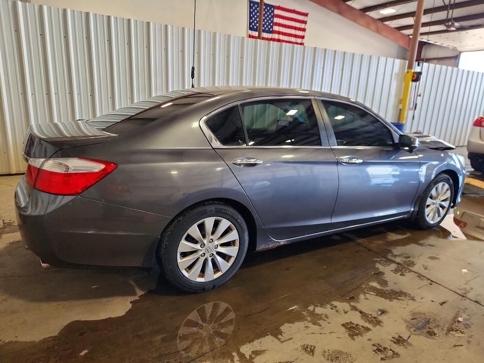 2013 Honda Accord მანქანა იყიდება აუქციონზე, vin: 1HGCR2F75DA226829, აუქციონის ნომერი: 55702856