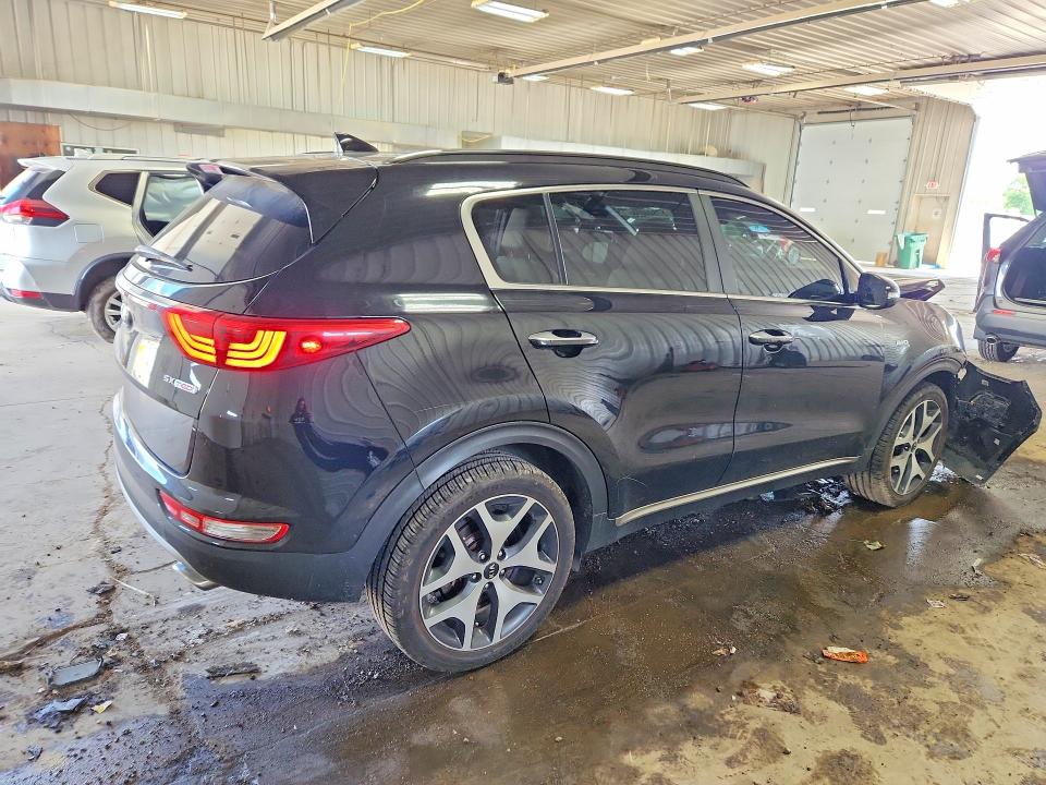 Продаж на аукціоні авто 2018 Kia Sportage, vin: KNDPRCA61J7417256, номер лоту: 57844056