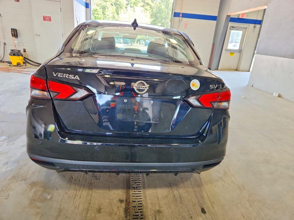 57756256 :رقم المزاد ، 3N1CN8EV7ML889327 vin ، 2021 Nissan Versa مزاد بيع