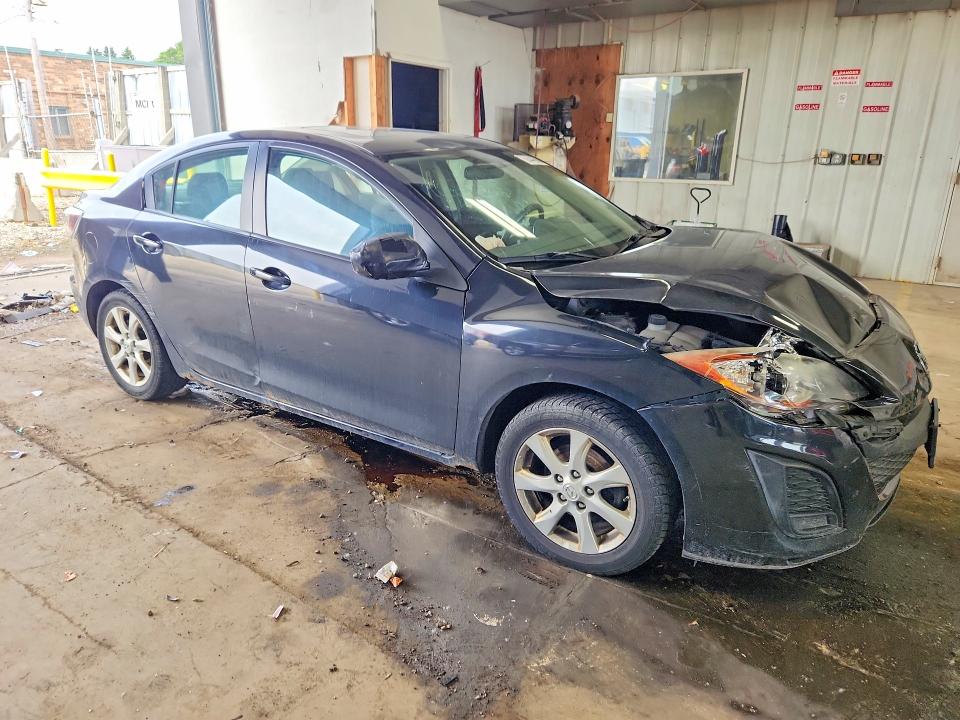 56446606 :رقم المزاد ، JM1BL1VF1B1478430 vin ، 2011 Mazda 3 مزاد بيع