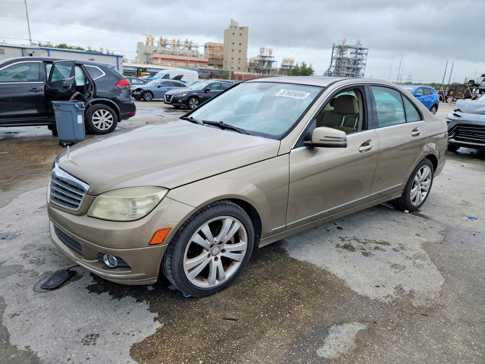 57605666 :رقم المزاد ، WDDGF5EB4AF384261 vin ، 2010 Mercedes-benz C مزاد بيع