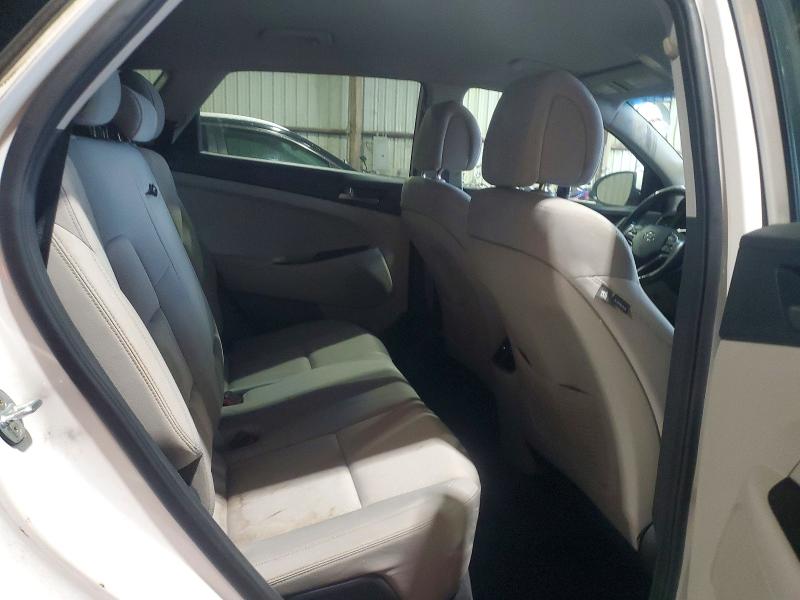 2017 Hyundai Tucson მანქანა იყიდება აუქციონზე, vin: KM8J33A22HU515918, აუქციონის ნომერი: 55813316
