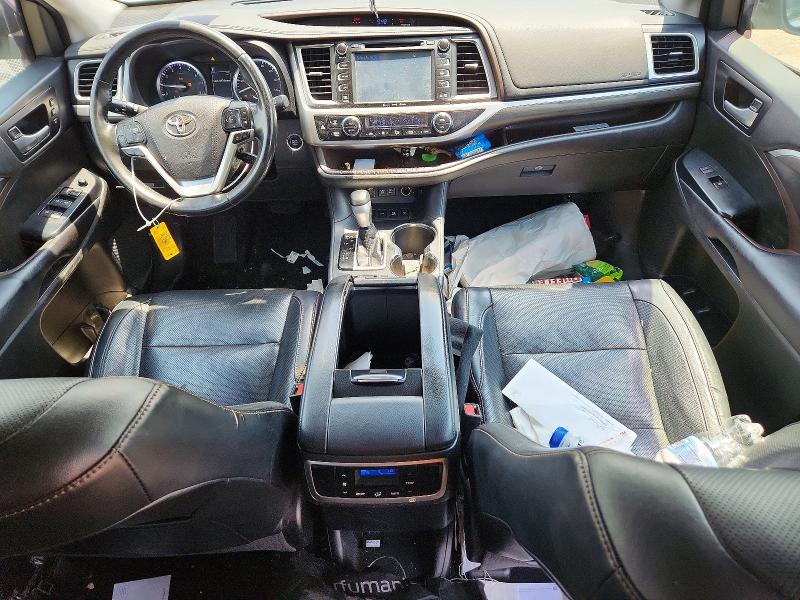 2017 Toyota Highlander მანქანა იყიდება აუქციონზე, vin: 5TDDZRFH0HS421203, აუქციონის ნომერი: 56825146