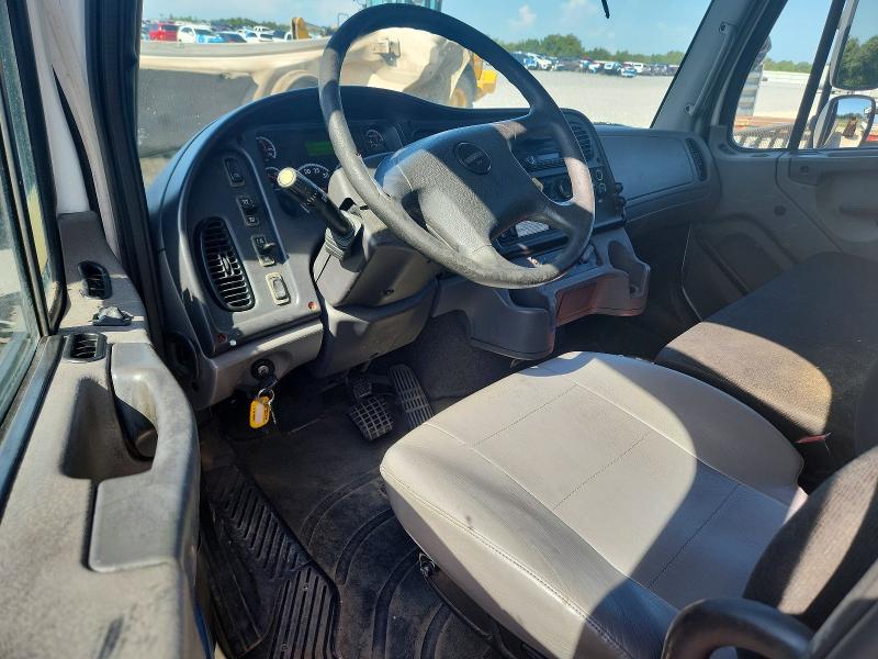 Продаж на аукціоні авто 2017 Freightliner M2, vin: 1FVHCYCY0HHJD8449, номер лоту: 57901396