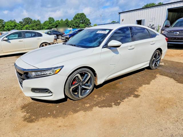 Auction sale of the 2019 Honda Accord, vin: 1HGCV1F30KA009446, lot number: 56787446