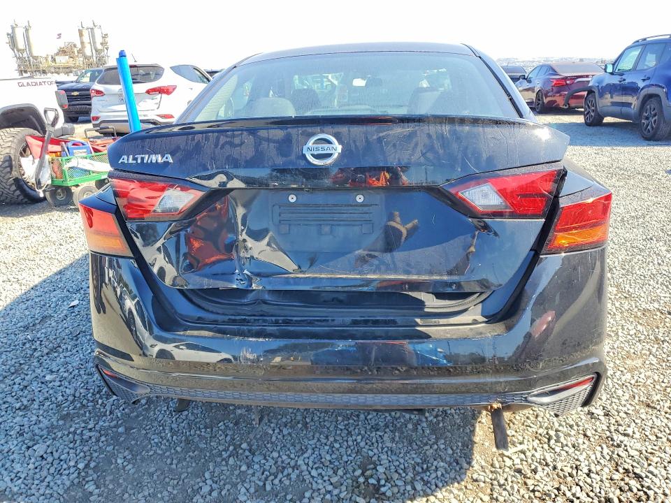 56987586 :رقم المزاد ، 1N4BL4BV2NN345367 vin ، 2022 Nissan Altima مزاد بيع