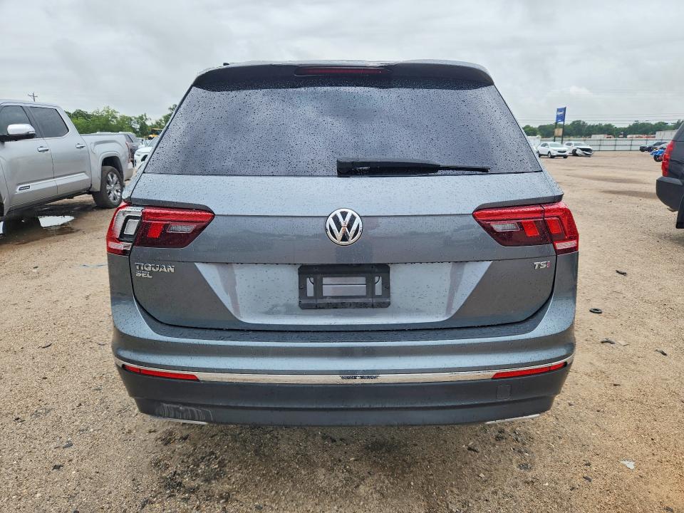 Продажа на аукционе авто 2018 Volkswagen Tiguan, vin: 3VV3B7AX4JM024877, номер лота: 57623646