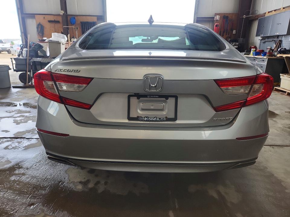 Продажа на аукционе авто 2018 Honda Accord, vin: 1HGCV1F34JA809648, номер лота: 57677746