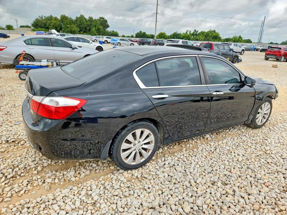 Продажа на аукционе авто 2015 Honda Accord, vin: 1HGCR2F74FA220152, номер лота: 57534946