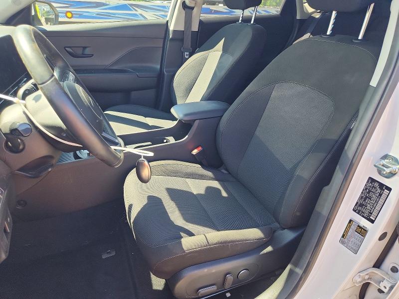 2024 Hyundai Kona მანქანა იყიდება აუქციონზე, vin: KM8HBCAB8RU108513, აუქციონის ნომერი: 55399636